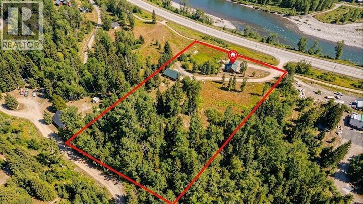 Property Photo: 2131 Highway 3 Highway BC V0B 1M5