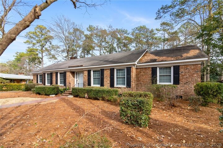 Property Photo: 501 Edinburgh Drive NC 28303