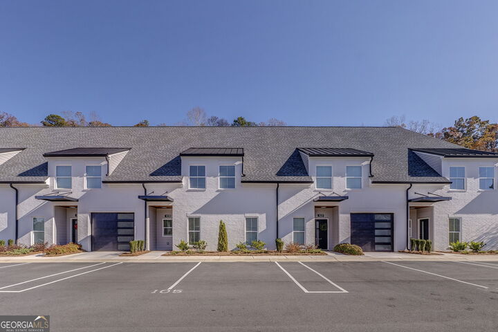 Property Photo: 77 Chateau Drive GA 30161