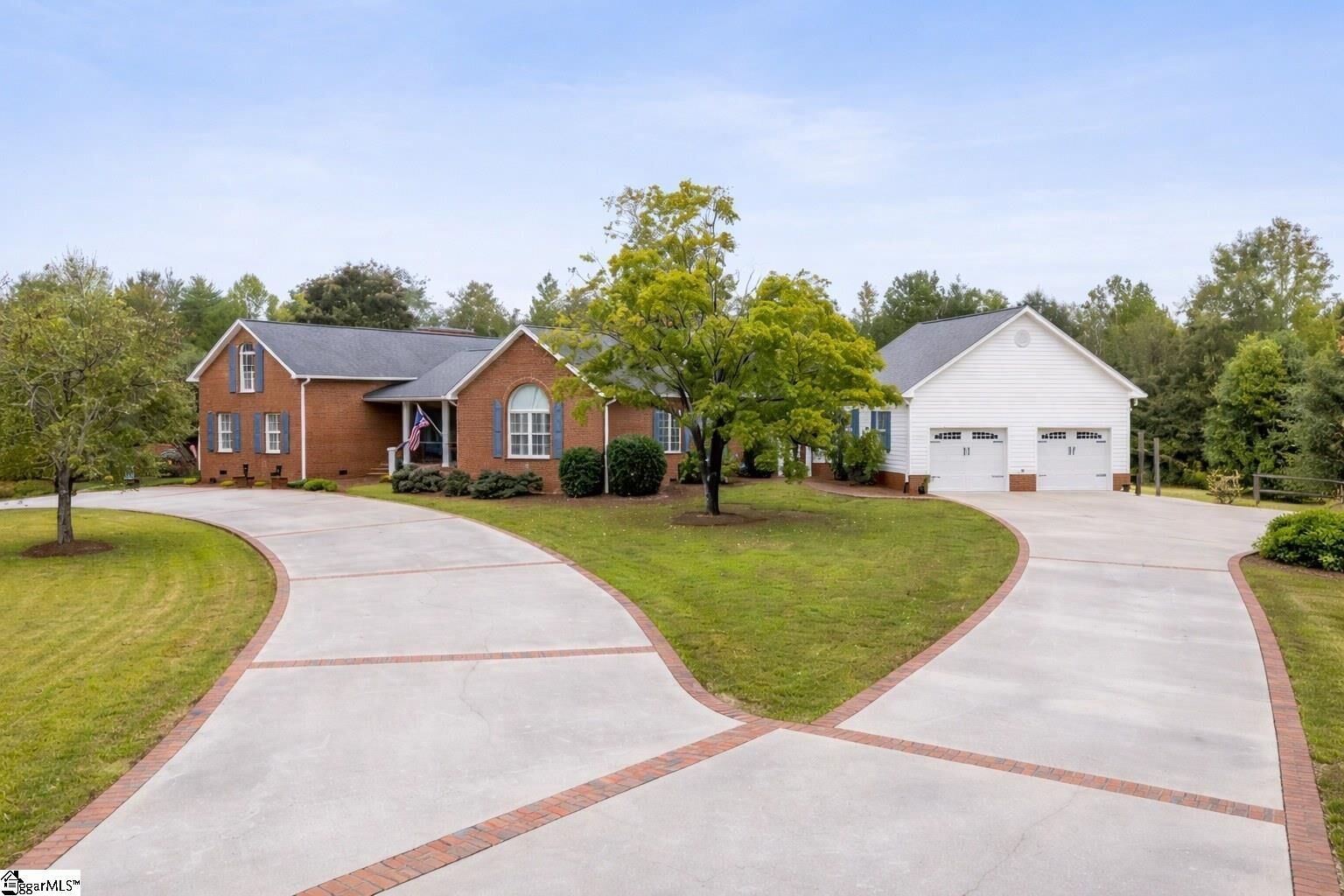 Property Photo: 125 Stonewall Drive SC 29693