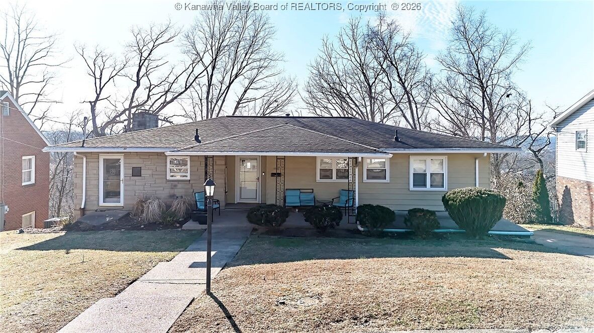 Property Photo:  1555 Summit Drive  WV 25302 