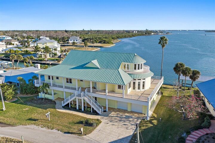 Property Photo:  1905 Mississippi Avenue  FL 34224 