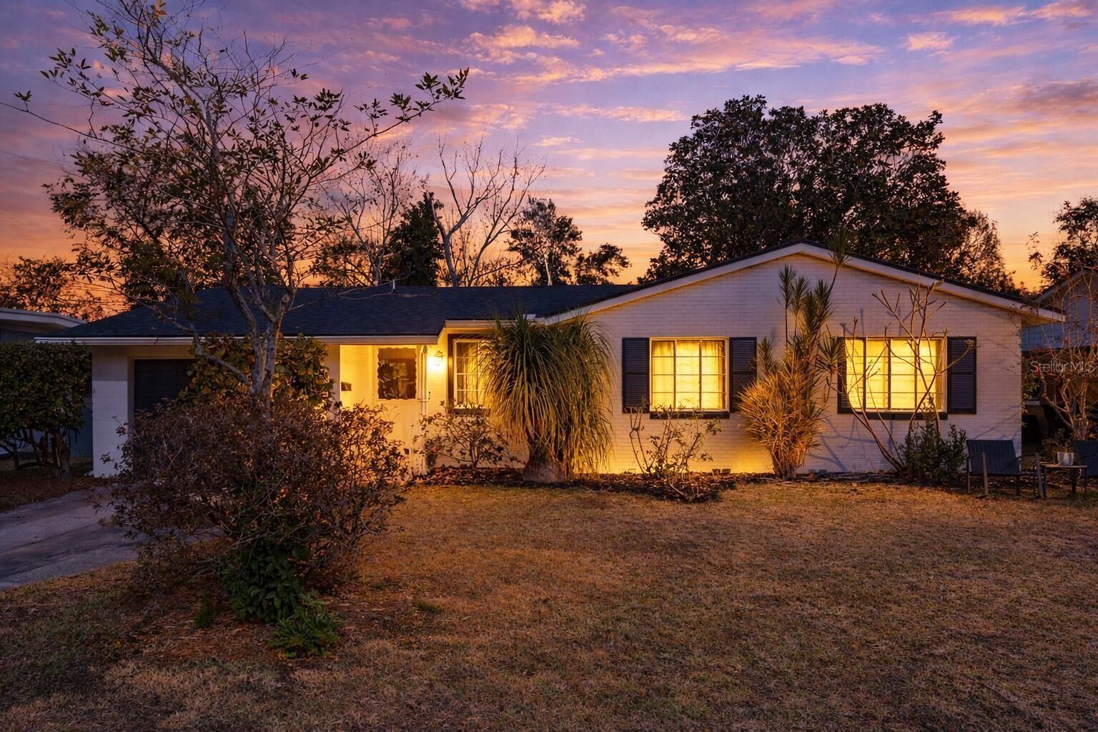 Property Photo:  1617 Campbell Avenue  FL 32806 