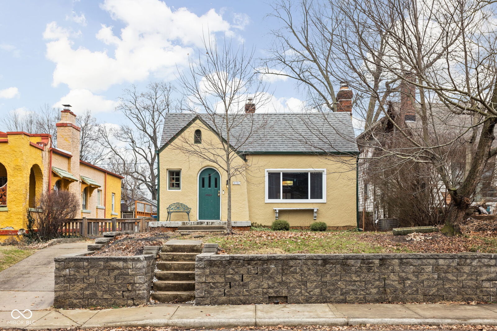 Property Photo:  5321 Carrollton Avenue  IN 46220 