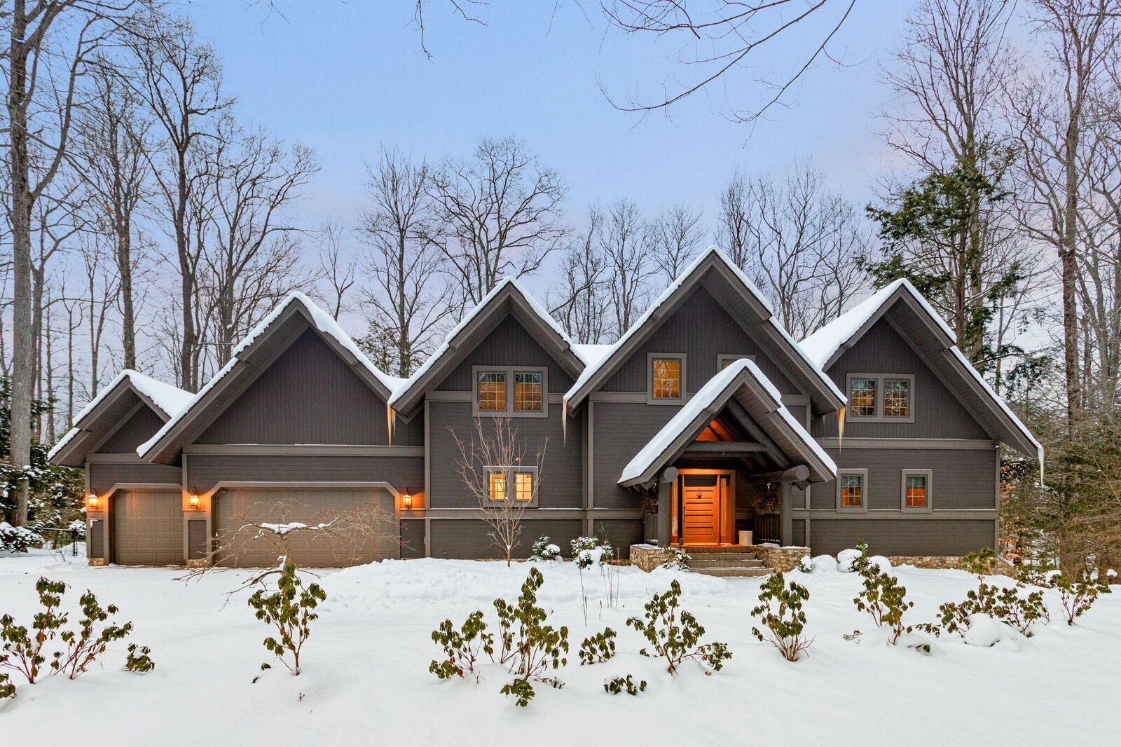 Property Photo:  6290 Scenic Woods Circle N  MI 49445 