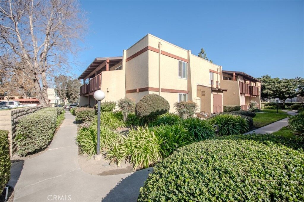 Property Photo:  1030 W Macarthur 23  CA 92707 