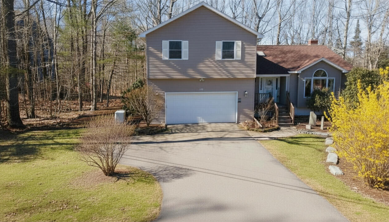 Property Photo:  1001 Buck Hill Drive  ME 04401 