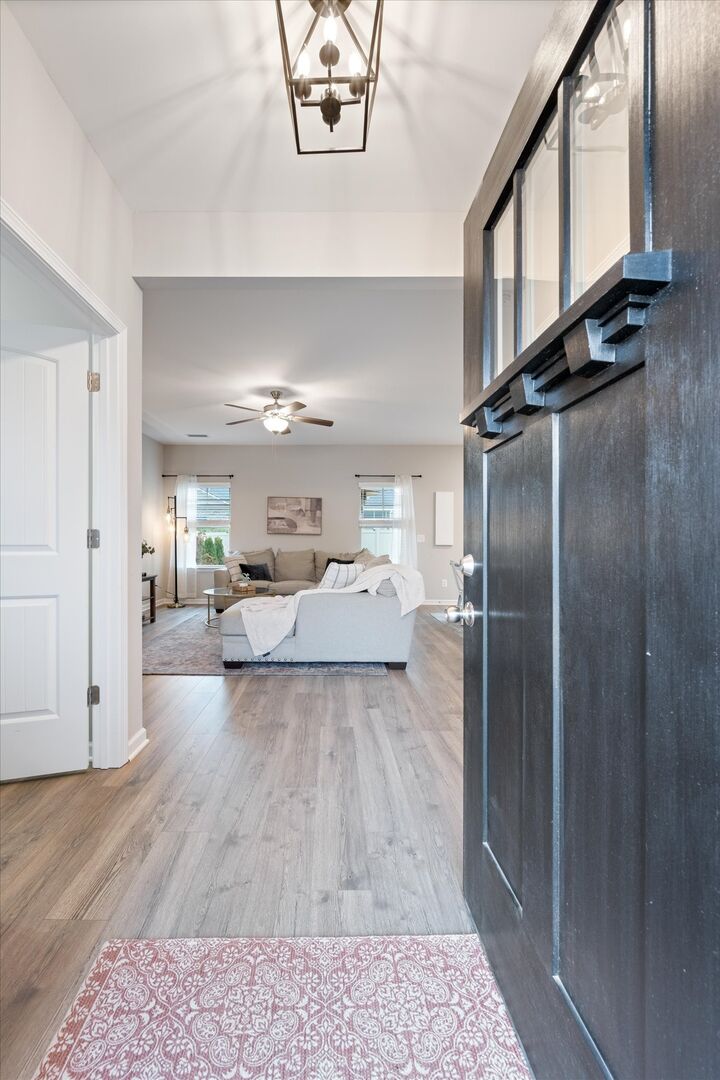 Property Photo:  275 Thorpe Dr  TN 37174 