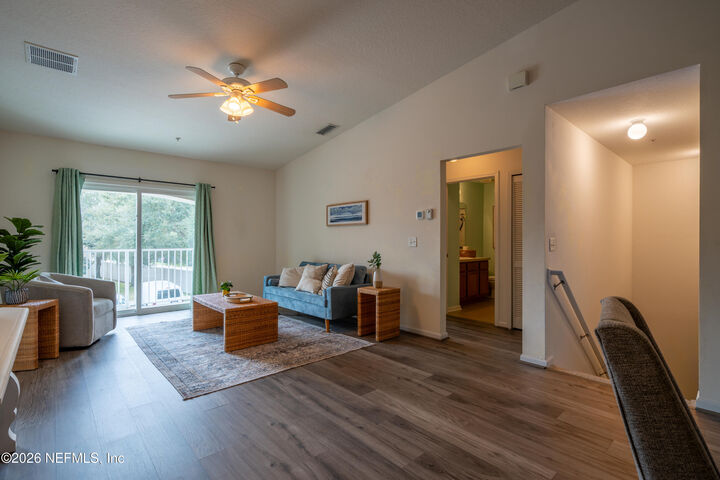 Property Photo: 601 Golden Lake Loop FL 32084