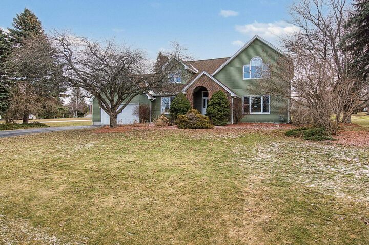 Property Photo: 7 Bay View Drive VT 05478