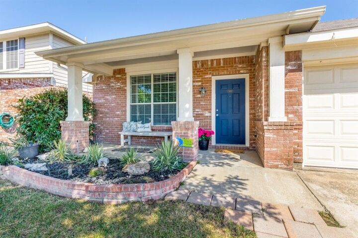Property Photo:  9217 Oldwest Trail  TX 76131 