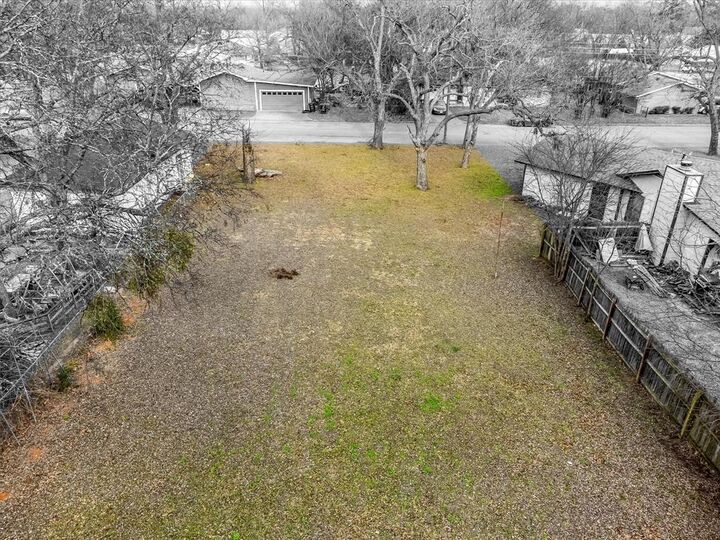 Property Photo: 1111 N Douglas Avenue Lot 2 TX 76033