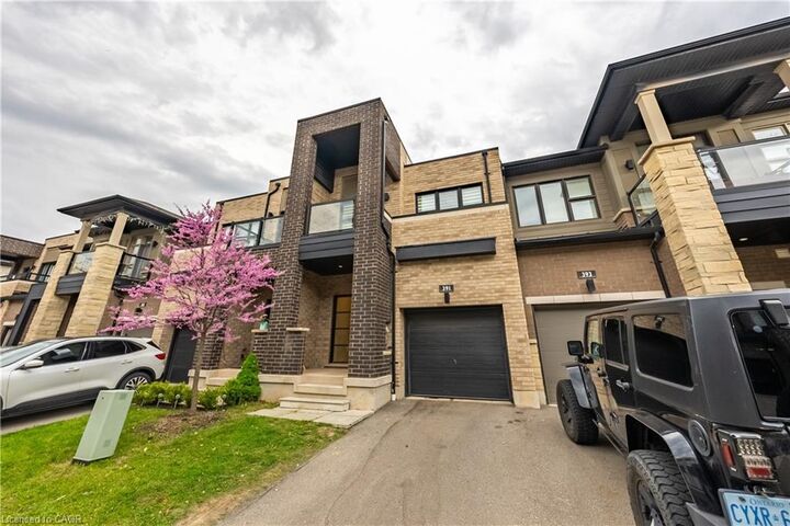 391 Athabasca Common — photo 1