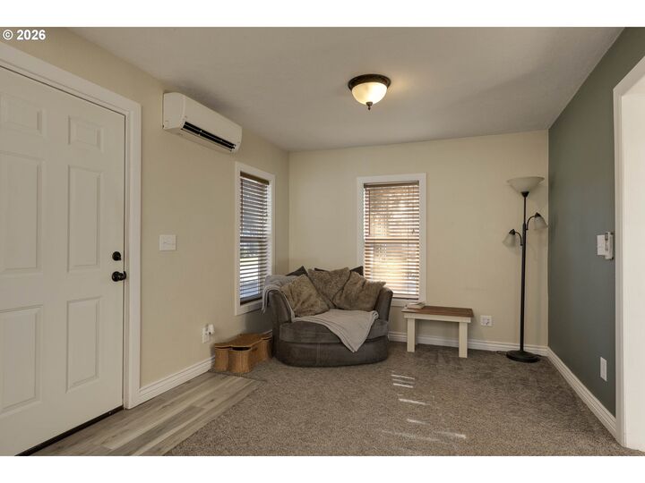 Property Photo:  1002 Goucher St  OR 97101 