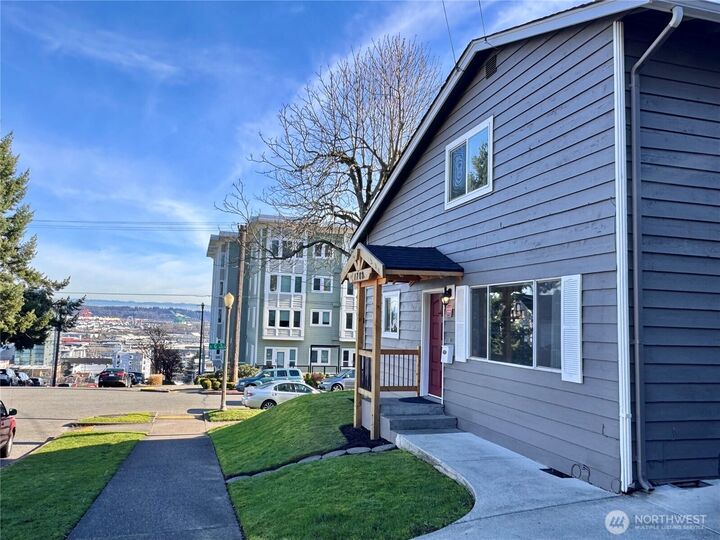 Property Photo:  1702 S G Street  WA 98405 