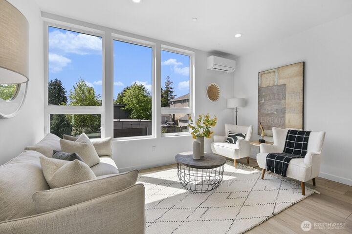 Property Photo:  8831 C  Wallingford Avenue N  WA 98103 