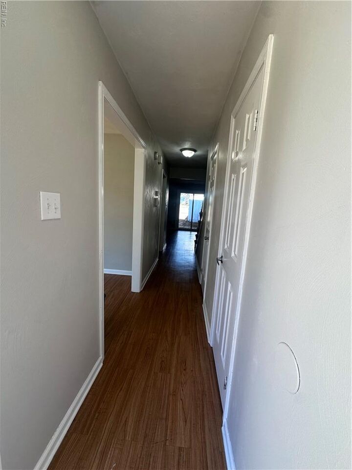 Property Photo:  5622 Carisbrooke Ln  VA 23703 