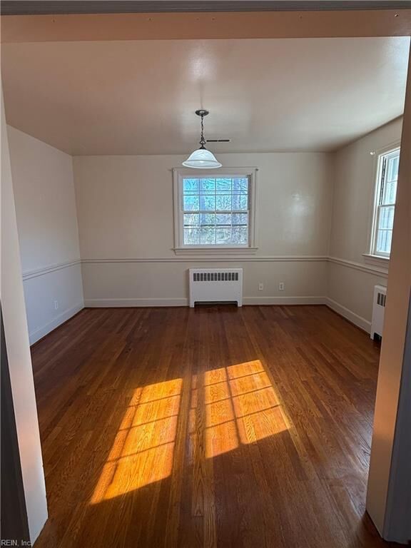 Property Photo:  7710 N Shirland Ave B  VA 23505 