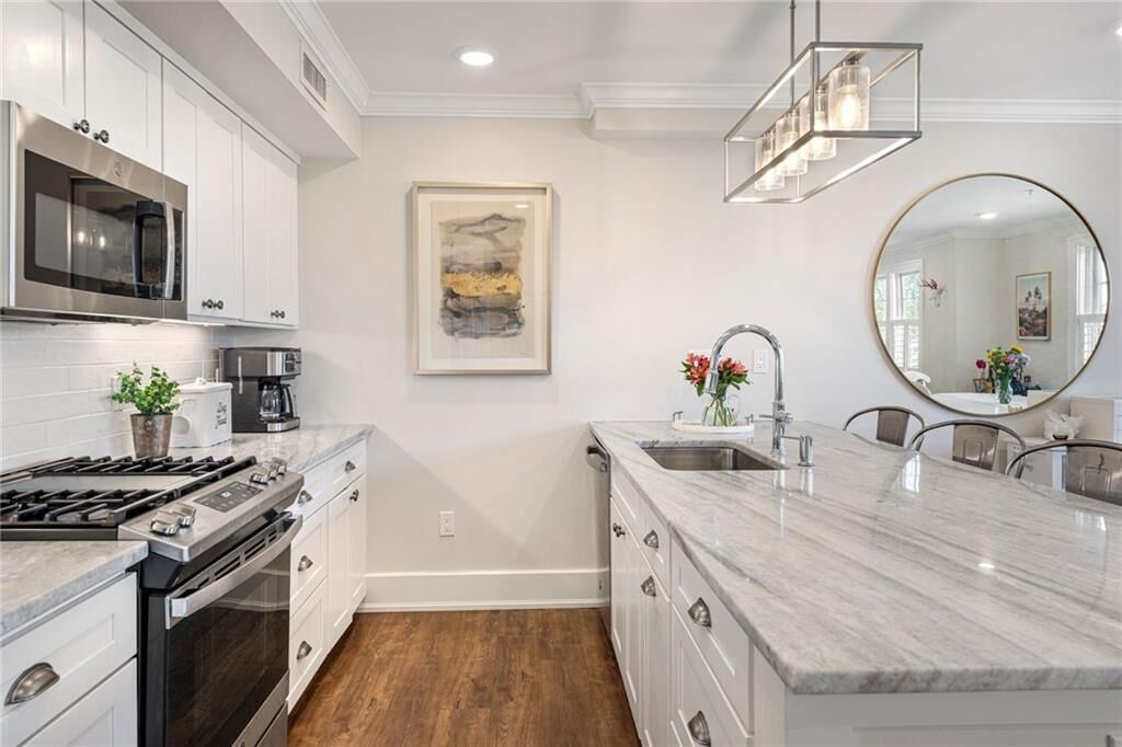 Property Photo: 20 E East Bowery Street 2A RI 02840