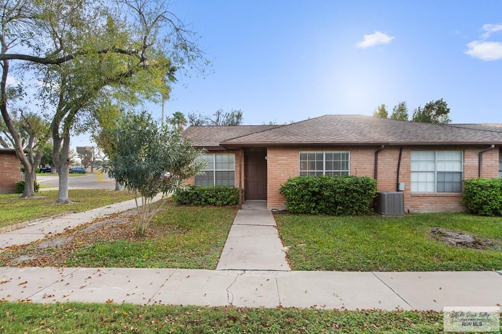 Property Photo: 1000 Camelot Dr. #6075 TX 78550