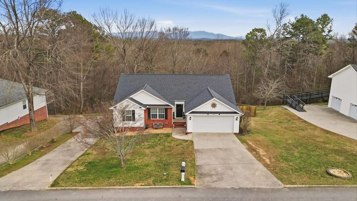 Property Photo:  318 Eaglebend Drive  GA 30710 