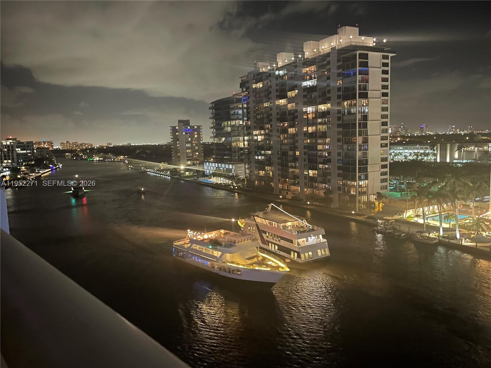 Property Photo: 2800 E Sunrise Blvd 11C FL 33304