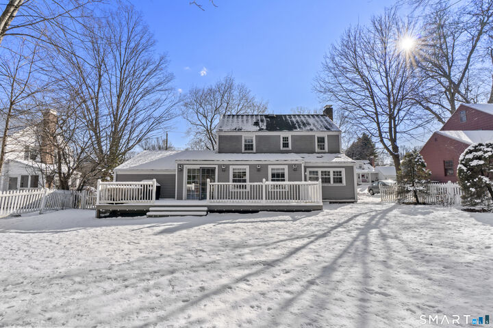 Property Photo:  30 Sandhurst Drive  CT 06107 