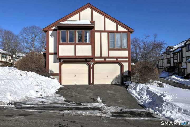 Property Photo:  690 Forest Road 761  CT 06516 