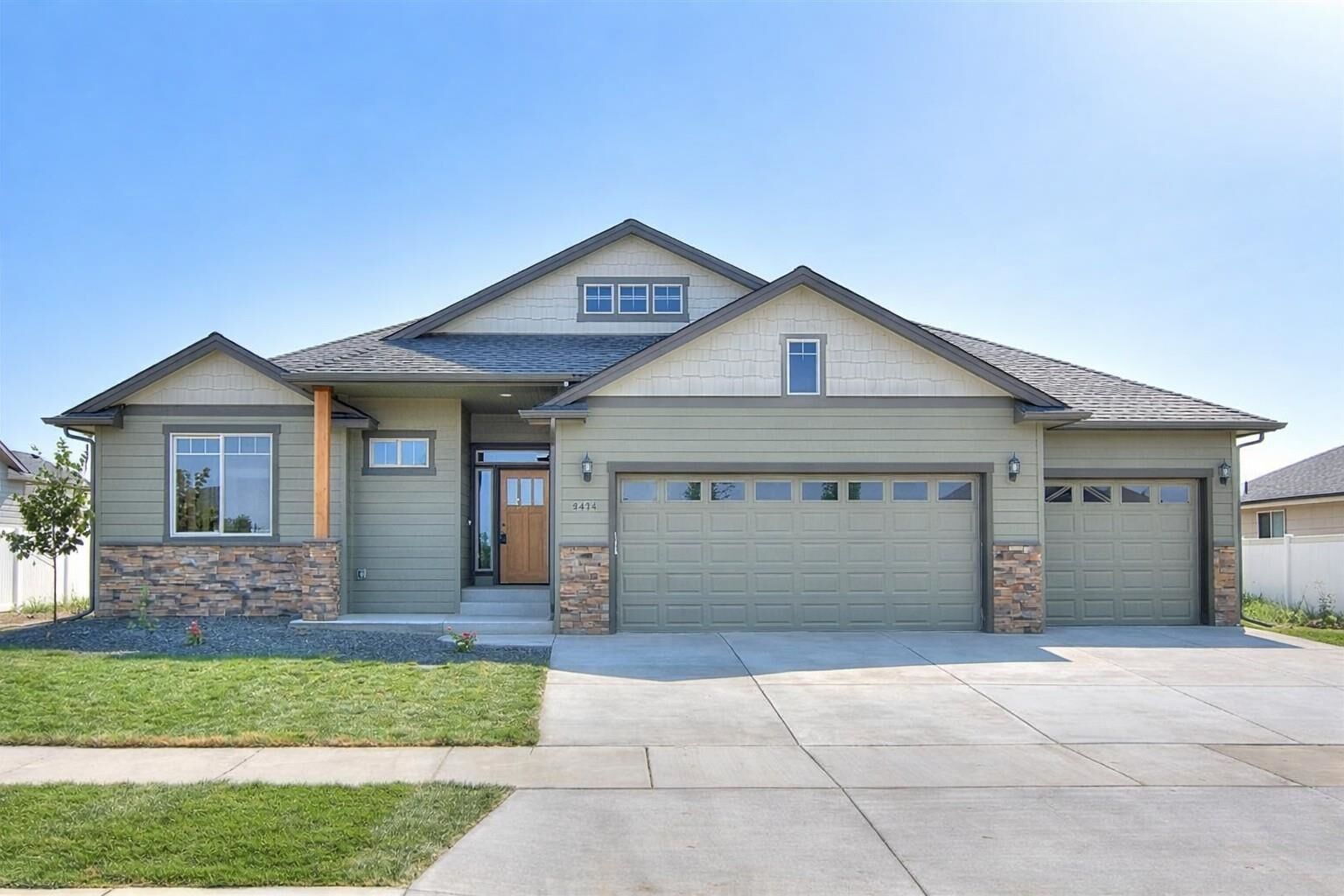 Property Photo:  18191 N Morton Ct  WA 99005 