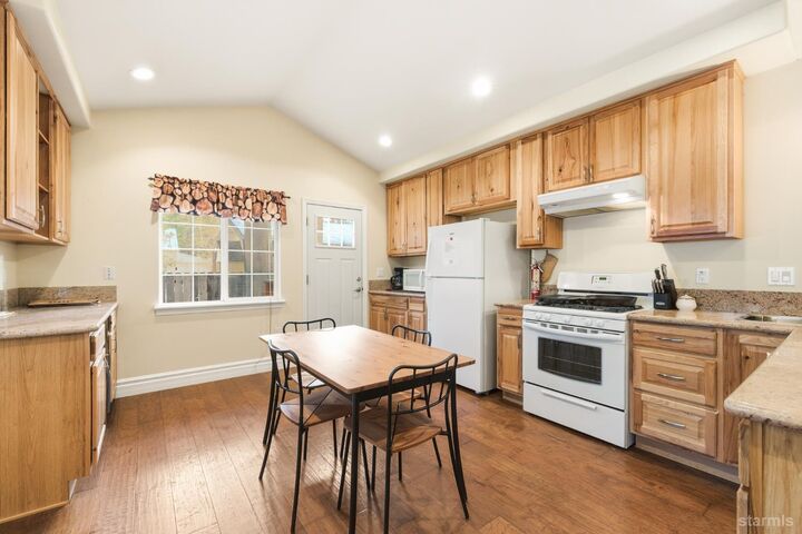 Property Photo:  1142 Dedi Avenue  CA 96150 