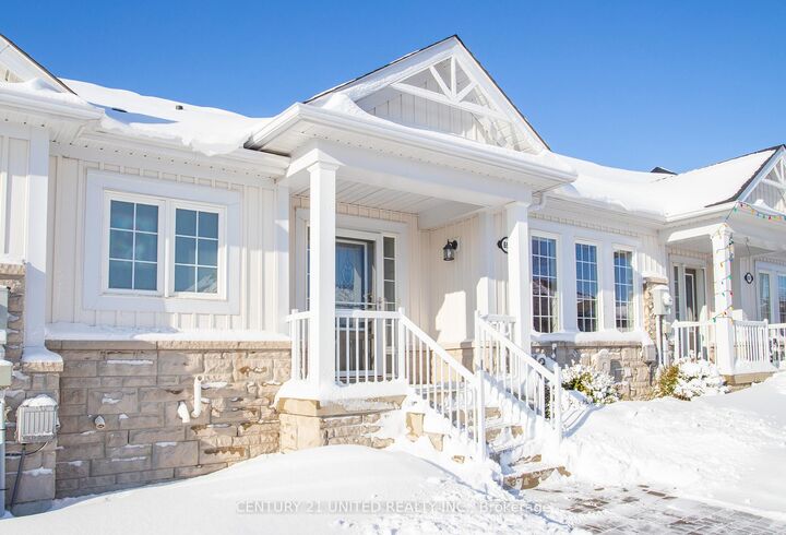 Photo de la propriété:  695 Henderson Drive  ON K9A 0J1 