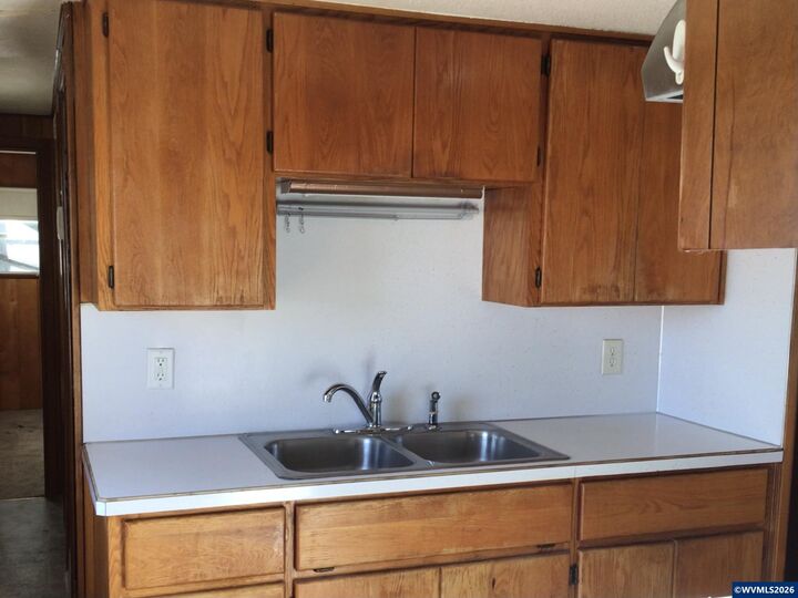 Property Photo:  2232 42nd Av SE 203  OR 97301 