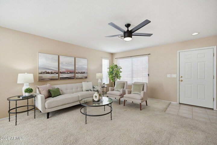 Property Photo: 2546 E Camellia Drive AZ 85296