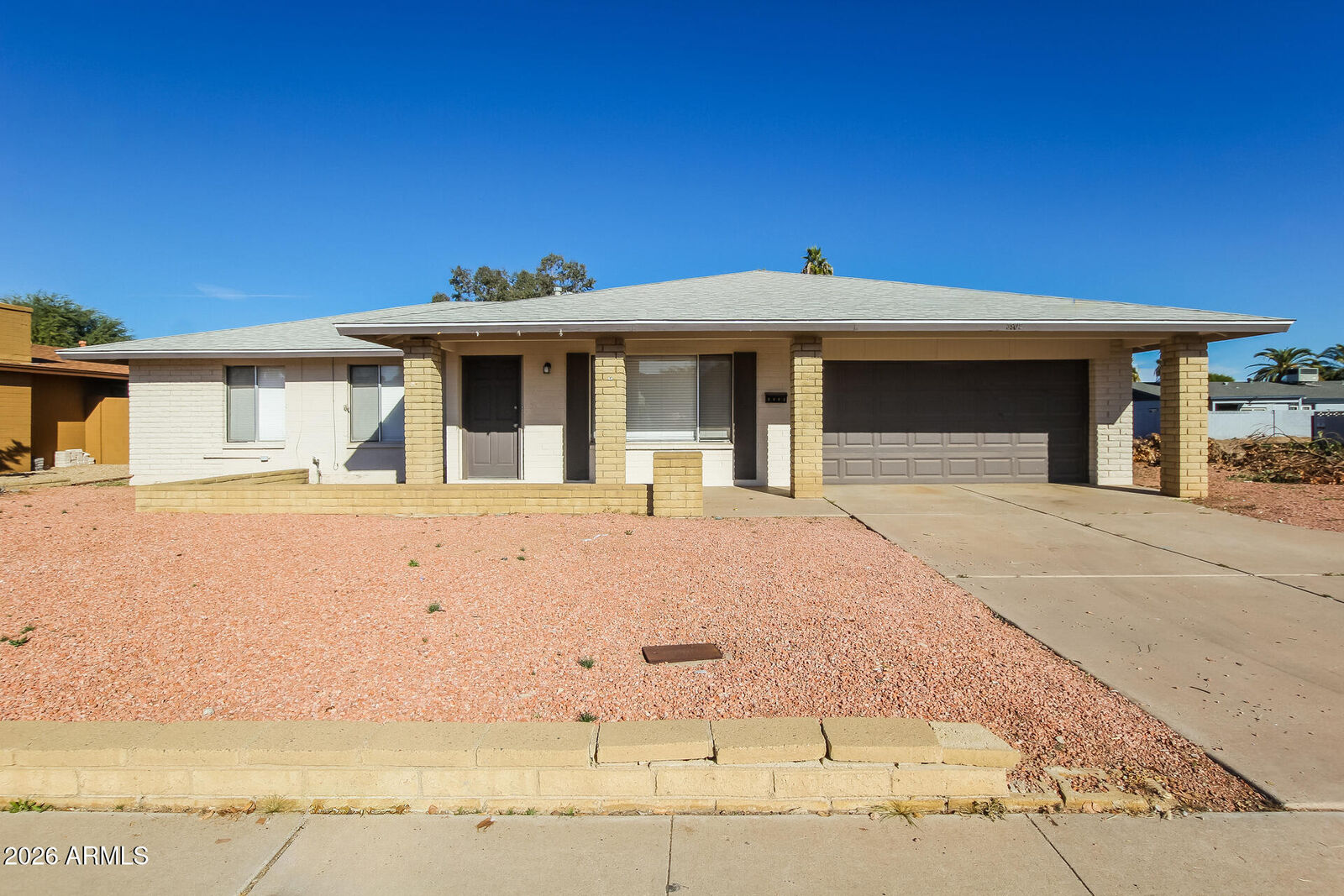 Property Photo:  3902 W Davidson Lane  AZ 85051 