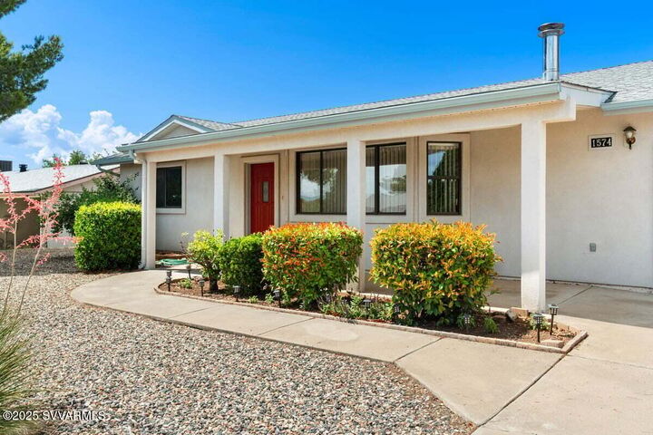 Property Photo:  1574 E Sandy Lane  AZ 86326 