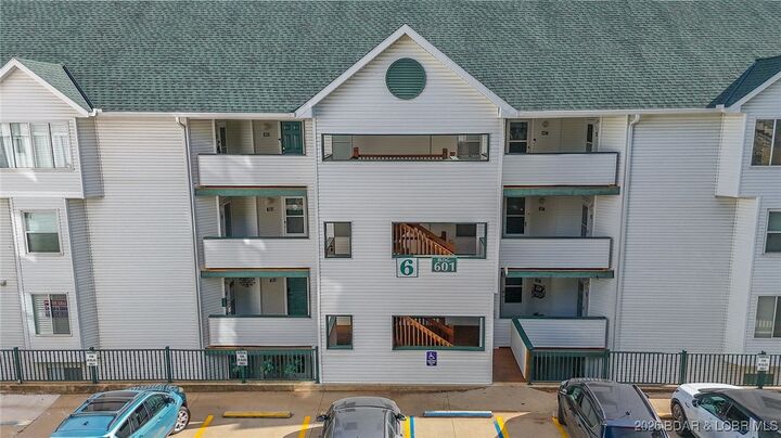 Property Photo:  601 Park Place Drive 4D  MO 65047 