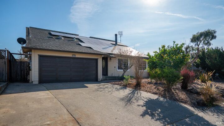 Property Photo: 1636 Sarkesian Drive CA 94954