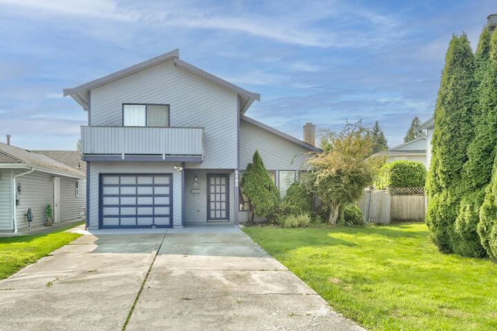 Property Photo:  5202 Hollywood Drive  BC V7E 4V4 