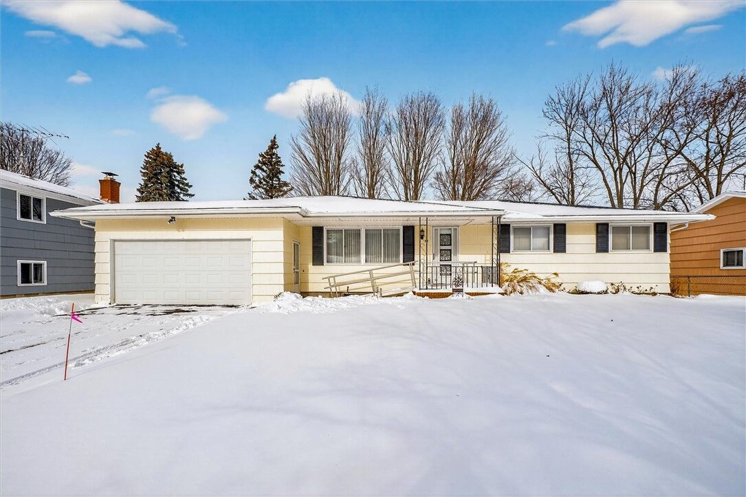 Property Photo:  38 Valencia Drive  NY 14606 