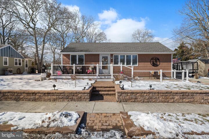 Property Photo:  300 Eldredge Avenue  NJ 08204 