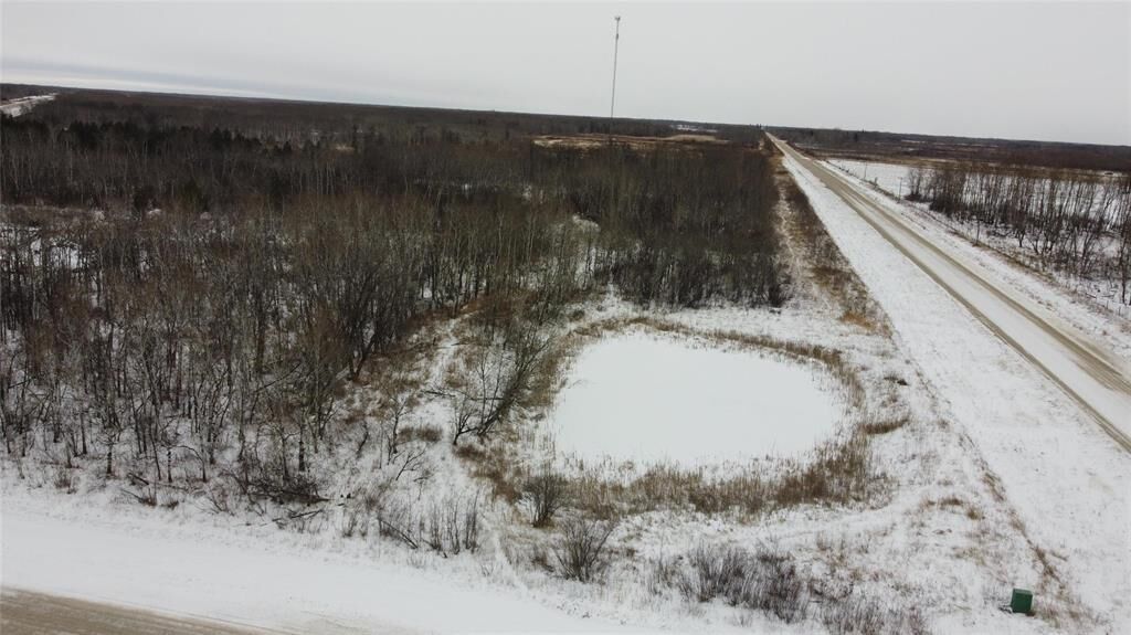 Photo de la propriété:  1 12 Road North  MB R0A 1P0 