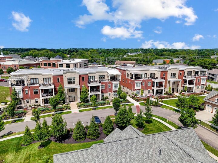 Property Photo:  220 Vintage Club Drive  OH 45249 