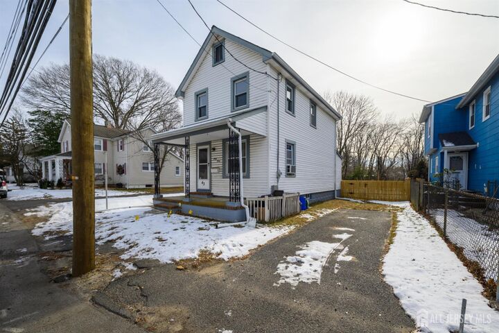 Property Photo:  43 Pergola Avenue  NJ 08832 