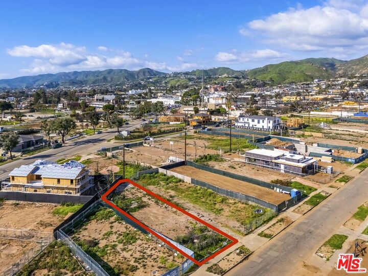 Property Photo: 823 Galloway St CA 90272