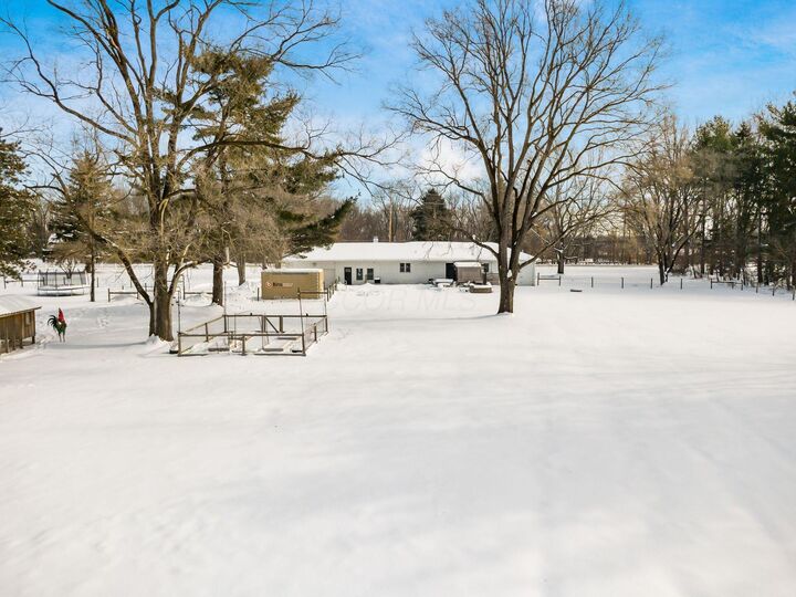 Property Photo: 7801 Harlem Road OH 43081