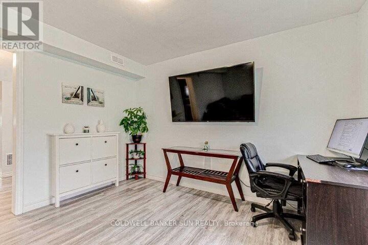 Property Photo:  888 Nellis Street  ON N4S 4C5 