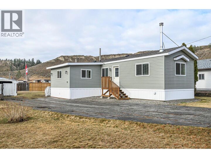 1317 Bostock Crescent — photo 1