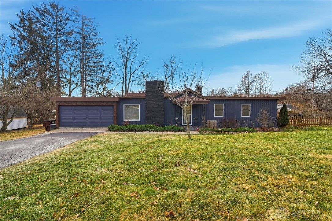 Property Photo:  3941 Roslyn Avenue  OH 45429 