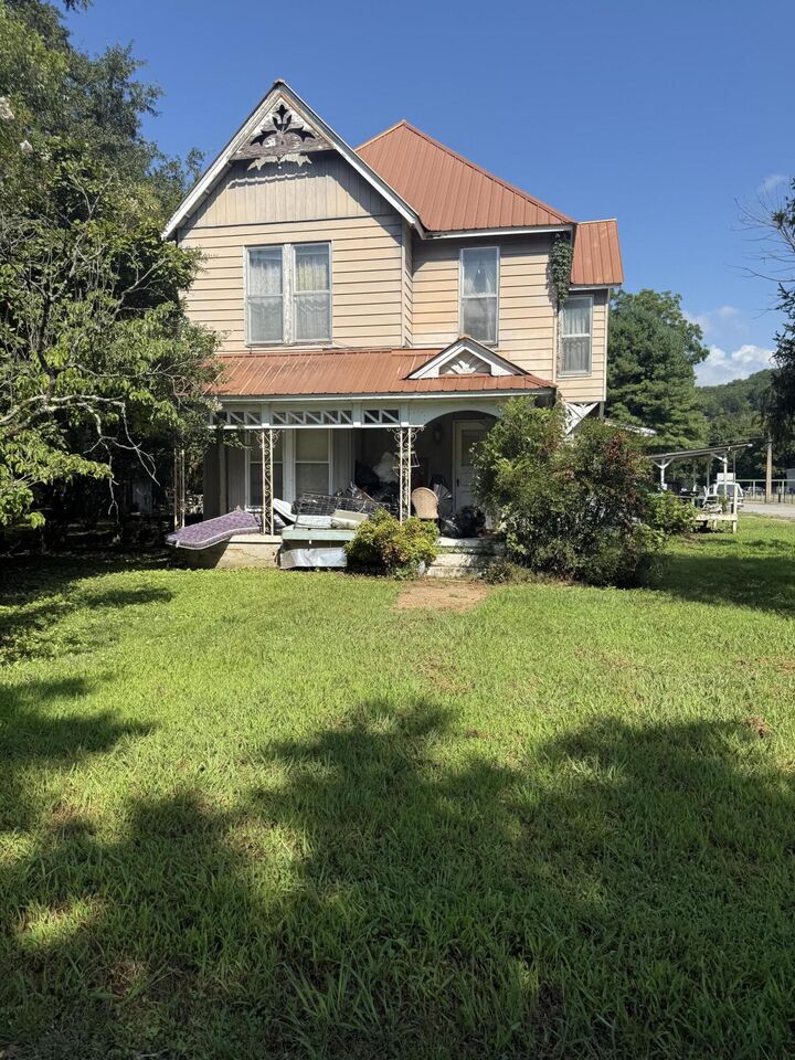 Property Photo:  1700 Marion Avenue  TN 37380 