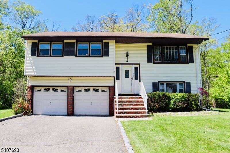 Property Photo: 5 Downstream Dr NJ 07836